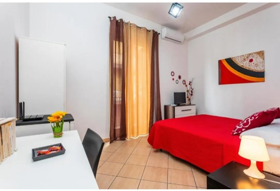 קטאניה Casa Morgan Holidays In Sicily בית הארחה